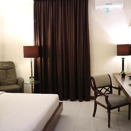 Excellent Seven Boutique Hotel Bandung Kültér fotó