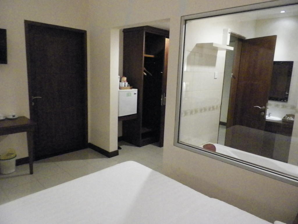 Excellent Seven Boutique Hotel Bandung Szoba fotó