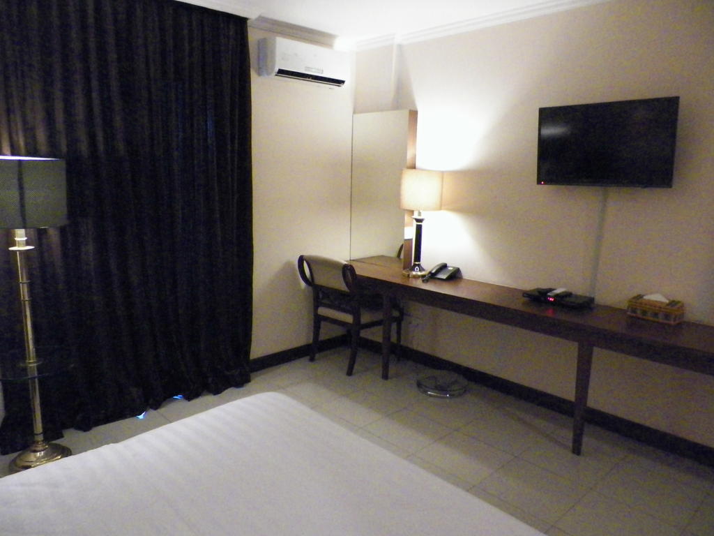 Excellent Seven Boutique Hotel Bandung Szoba fotó